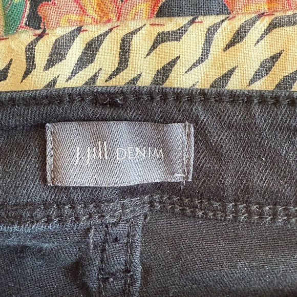 JJill Black Denim Authentic Fit Slim-Leg Ankle jeans Sz 8R - Picture 9 of 9